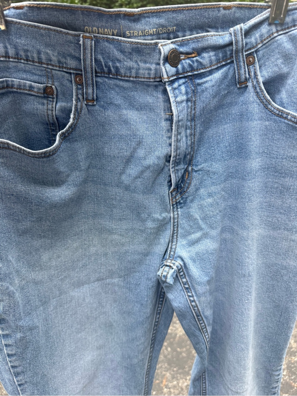 Old Navy Women’s Straight Jeans in Light Blue Wash 36 x 34